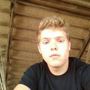 Meet your Posher, Logan